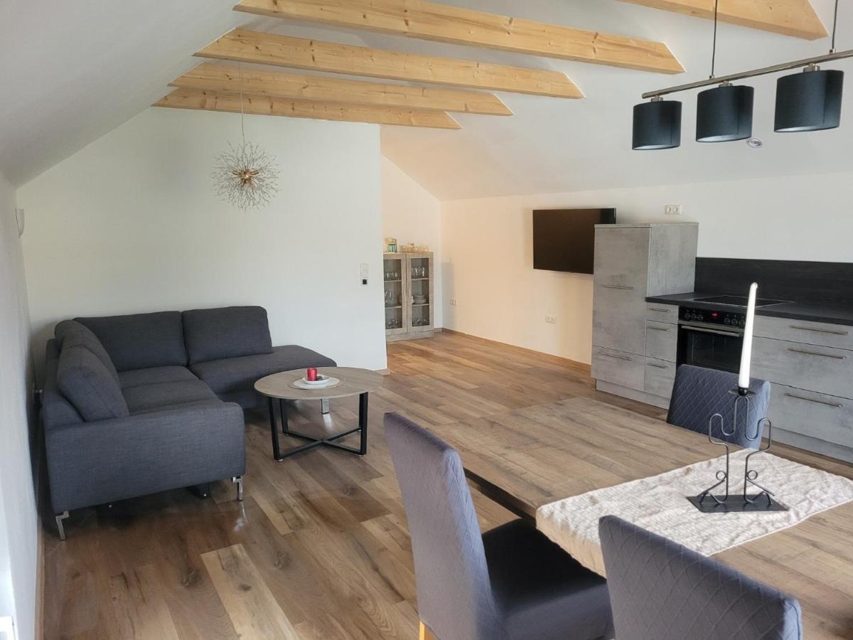 Ferienwohnung Schertel - Dorsbrunn プラインフェルト エクステリア 写真