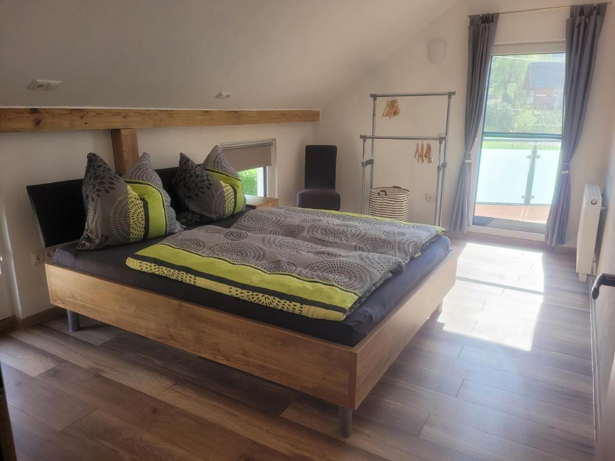 Ferienwohnung Schertel - Dorsbrunn プラインフェルト エクステリア 写真